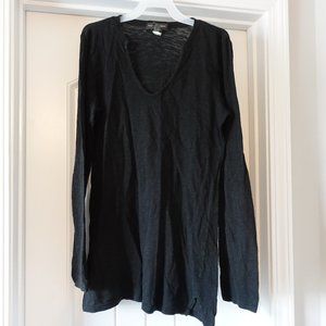 Banana Republic extra small black vneck cotton longsleeve lightweight top